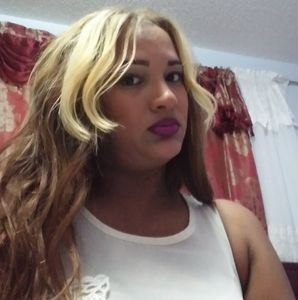 Meet your Posher, Ana